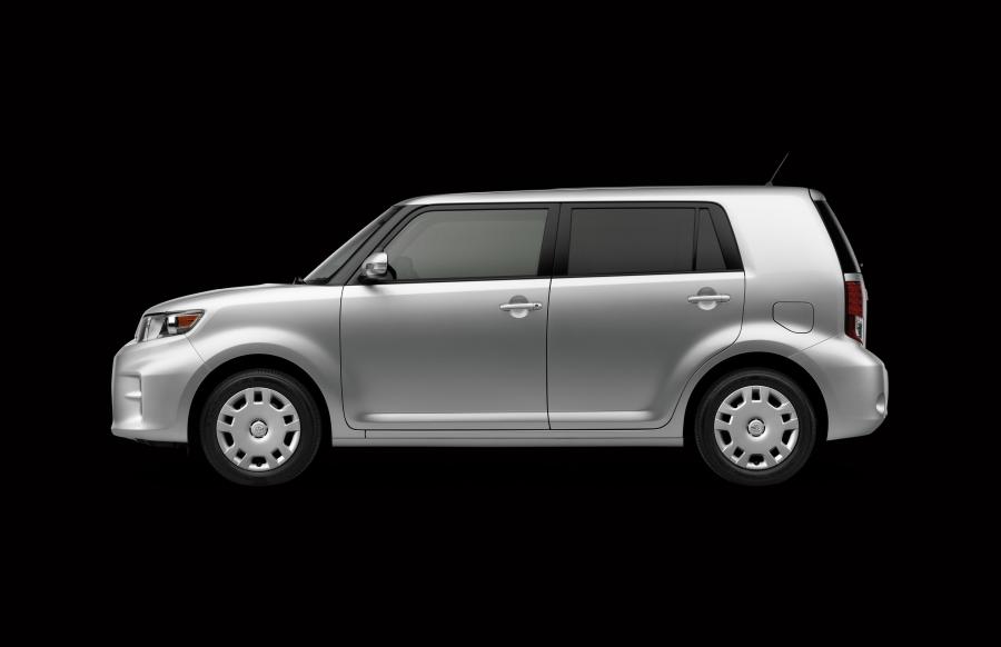  Scion xB 2011 года  (фото 44 из 58)